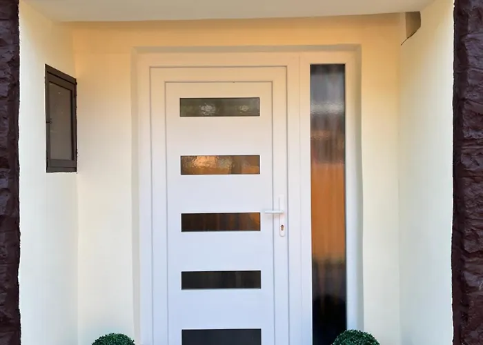 Hugo Residence