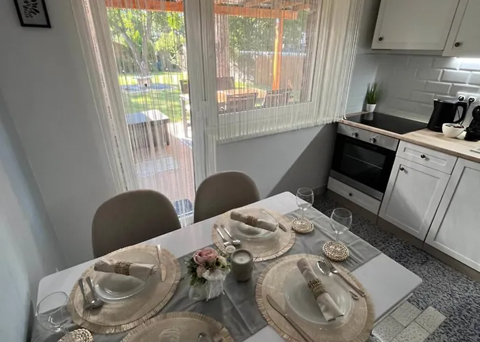Hugo Residence